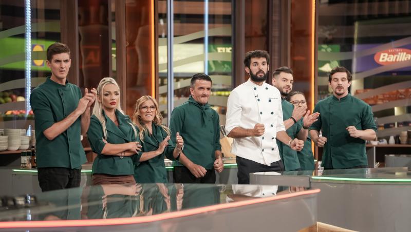 Chefi la cuțite, 15 decembrie 2025. Ce echipă a câștigat proba de astăzi și ce au avut de gătit. Cine va merge la individuale