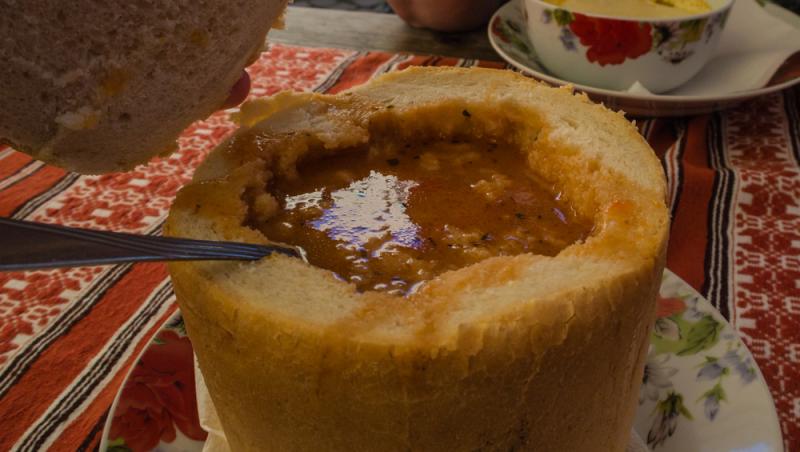 Prima pârtie deschisă în sezonul acesta. Cât o costă o porție de ciorbă | VIDEO