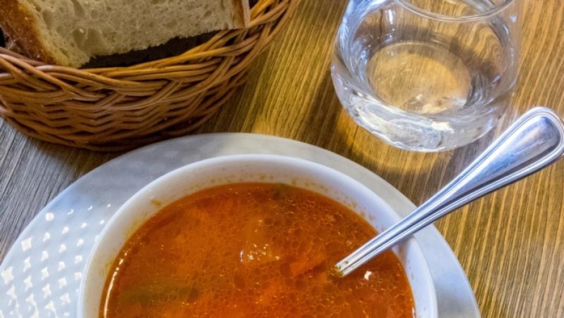 Prima pârtie deschisă în sezonul acesta. Cât o costă o porție de ciorbă | VIDEO