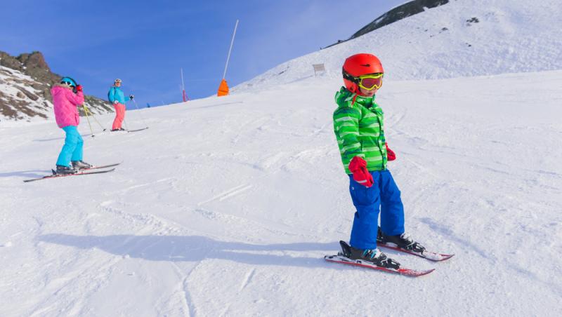 Prima pârtie deschisă în sezonul acesta. Cât o costă o porție de ciorbă | VIDEO