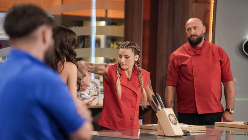 Chefi la cuțite, 15 decembrie 2025. Cine a părăsit competiția în această ediție. Ce echipă a pierdut un concurent