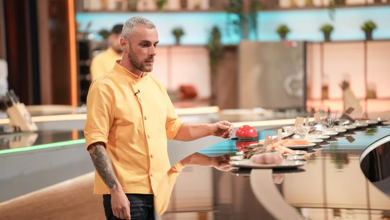 Chefi la cuțite, 15 decembrie 2025. Cine a părăsit competiția în această ediție. Ce echipă a pierdut un concurent