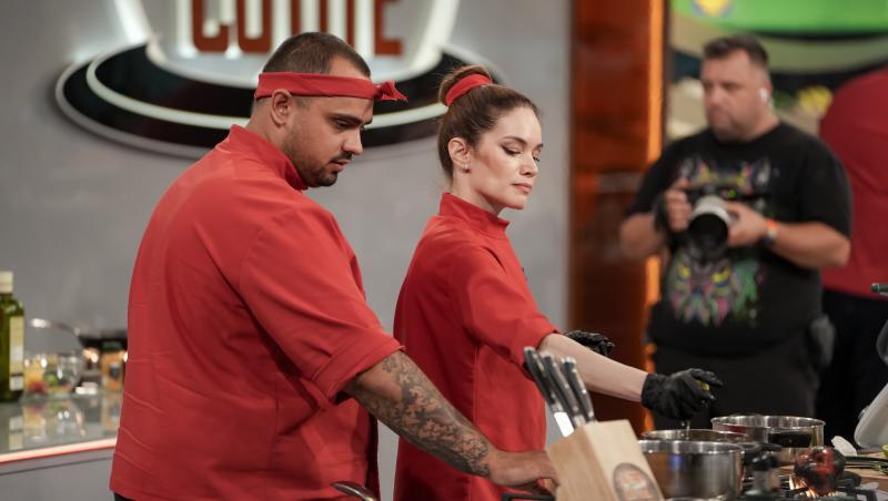 Chefi la cuțite, 15 decembrie 2025. Cine a părăsit competiția în această ediție. Ce echipă a pierdut un concurent