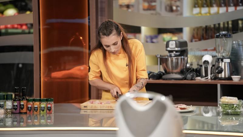 Chefi la cuțite, 15 decembrie 2025. Cine a părăsit competiția în această ediție. Ce echipă a pierdut un concurent