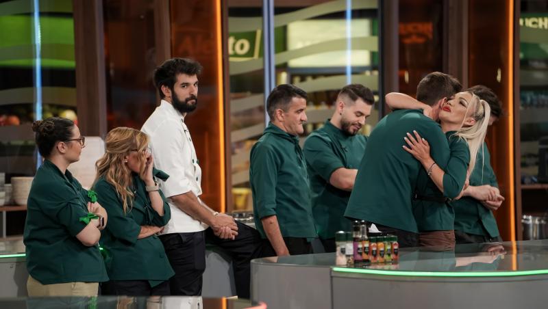 Chefi la cuțite, 15 decembrie 2025. Cine a părăsit competiția în această ediție. Ce echipă a pierdut un concurent