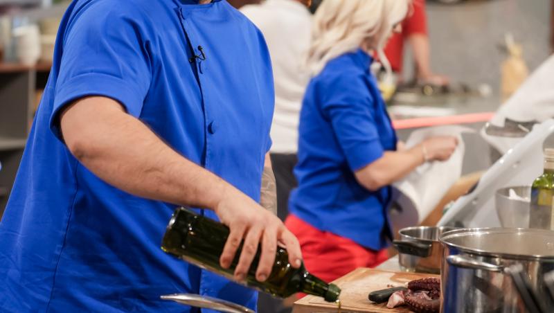 Chefi la cuțite, 16 decembrie 2025. Echipa care a câștigat proba de azi. Ce au avut concurenții de gătit și cine i-a jurizat