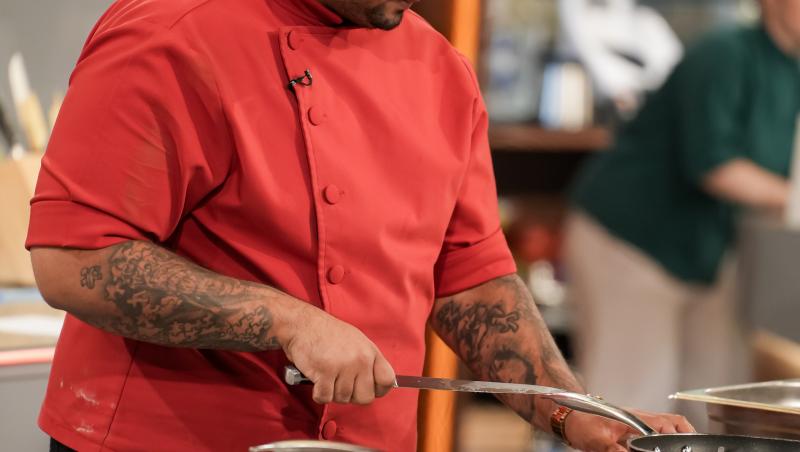 Chefi la cuțite, 16 decembrie 2025. Echipa care a câștigat proba de azi. Ce au avut concurenții de gătit și cine i-a jurizat