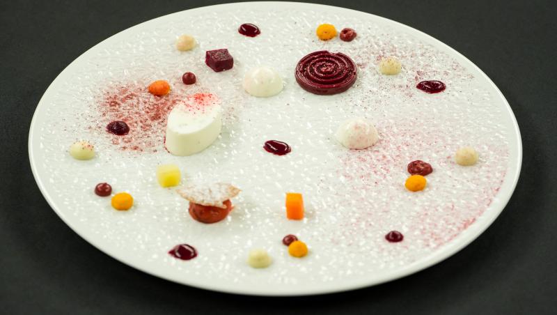 Chefi la cuțite, 16 decembrie 2025. Echipa care a câștigat proba de azi. Ce au avut concurenții de gătit și cine i-a jurizat