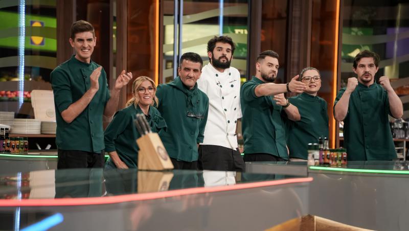 Chefi la cuțite, 16 decembrie 2025. Echipa care a câștigat proba de azi. Ce au avut concurenții de gătit și cine i-a jurizat