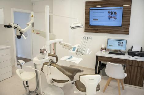 (P) Stomatologie București: cum alegi clinica potrivită pentru tine