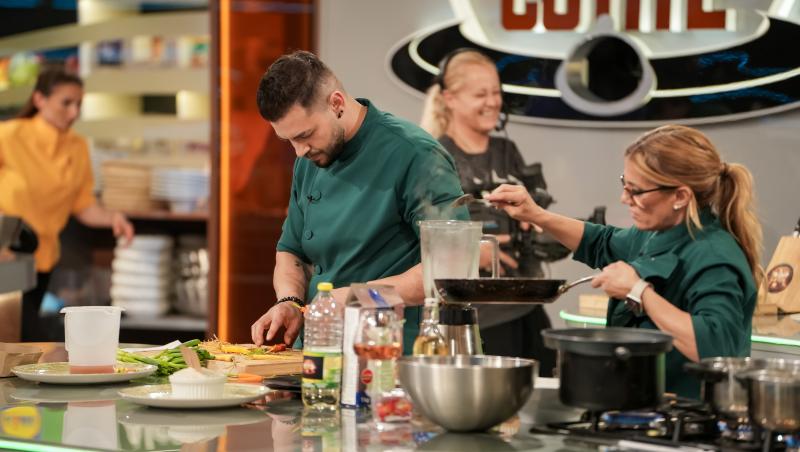 Chefi la cuțite, 16 decembrie 2025. Cine a părăsit competiția în această seară. Echipele care au pierdut câte un membru