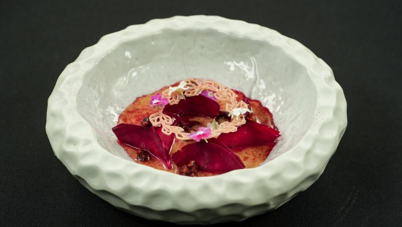 Chefi la cuțite, 16 decembrie 2025. Cine a părăsit competiția în această seară. Echipele care au pierdut câte un membru