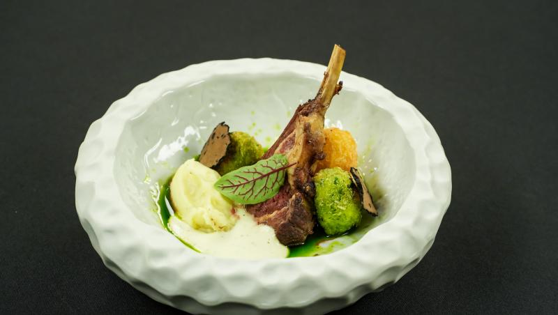 Chefi la cuțite, 16 decembrie 2025. Cine a părăsit competiția în această seară. Echipele care au pierdut câte un membru