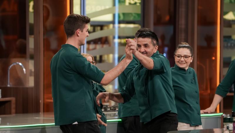 Chefi la cuțite, 16 decembrie 2025. Cine a părăsit competiția în această seară. Echipele care au pierdut câte un membru