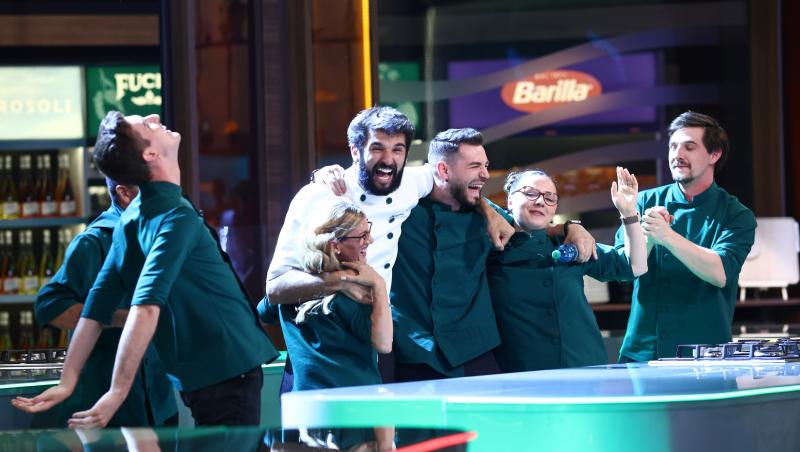 Chefi la cuțite, 17 decembrie 2025. Ce echipă a câștigat battle-ul opt. Banda a adus un verdict neașteptat: „Doamne, nu cred!”