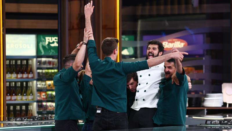 Chefi la cuțite, 17 decembrie 2025. Ce echipă a câștigat battle-ul opt. Banda a adus un verdict neașteptat: „Doamne, nu cred!”