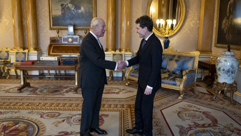 Președintele Nicușor Dan, vizită la Palatul Buckingham. Ipostaza în care a fost surprins alături de Regele Charles