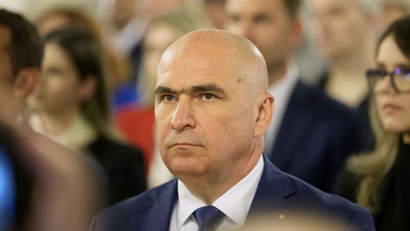 Premierul Ilie Bolojan dezmite zvonurile căsătoriei. Ce spune despre partenera sa, Ioana