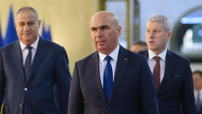 Premierul Ilie Bolojan dezmite zvonurile căsătoriei. Ce spune despre partenera sa, Ioana