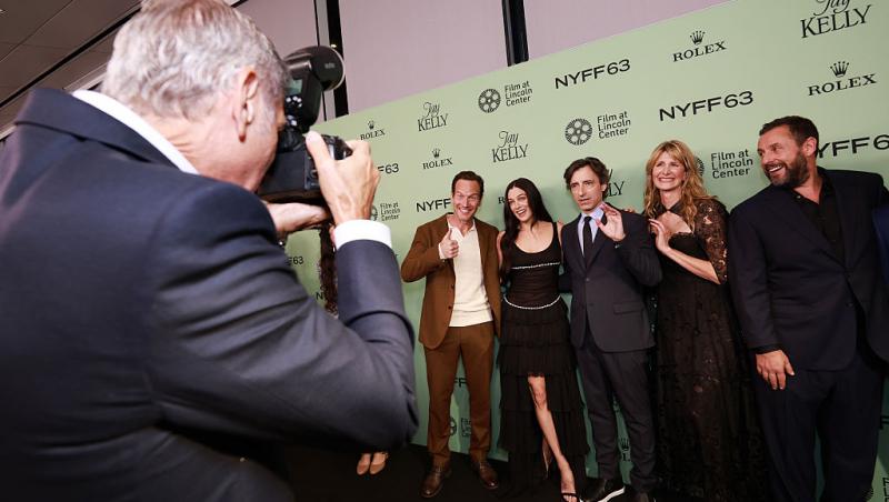 De ce nu-l vom mai vedea pe George Clooney în rolurile romantice care l-au consacrat. Decizia luată după o discuție cu soția sa