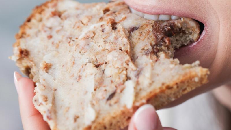 Sărbătorile românilor, pline de nostalgie. Cât au plătit pentru o felie de pâine cu untură la târgul de Crăciun