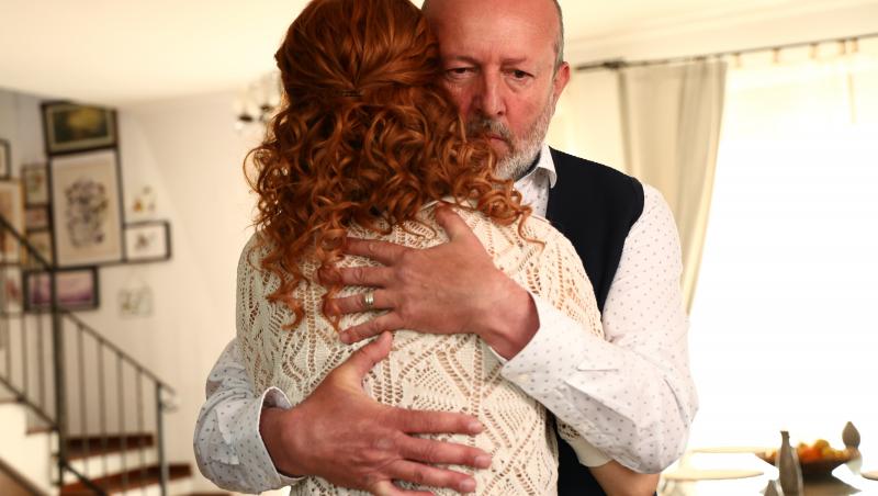 Iubire cu parfum de lavandă, rezumat episoade 43, 44 și 45 din 19 decembrie 2025. Albert o amenință iar pe Anda. Ce decide Filip