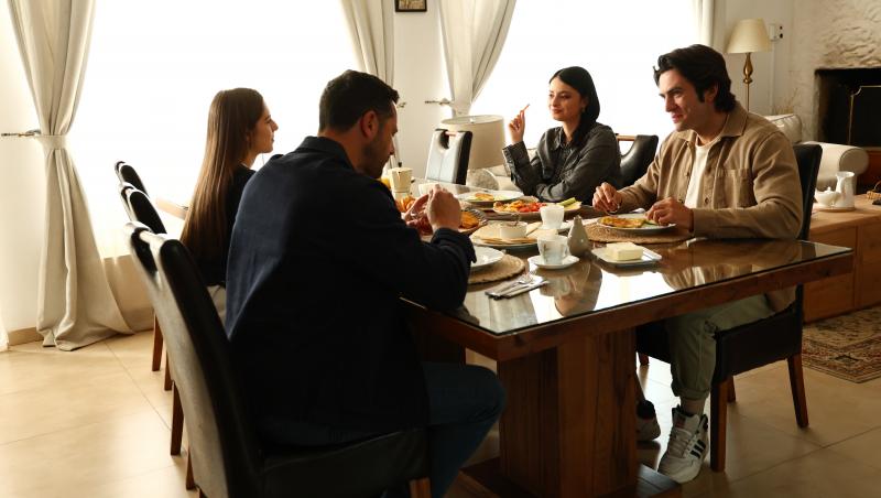 Iubire cu parfum de lavandă, rezumat episoade 43, 44 și 45 din 19 decembrie 2025. Albert o amenință iar pe Anda. Ce decide Filip