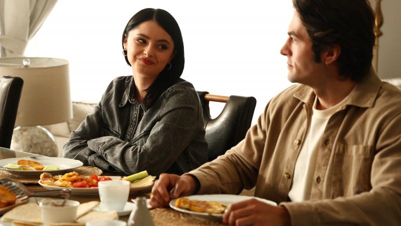 Iubire cu parfum de lavandă, rezumat episoade 43, 44 și 45 din 19 decembrie 2025. Albert o amenință iar pe Anda. Ce decide Filip