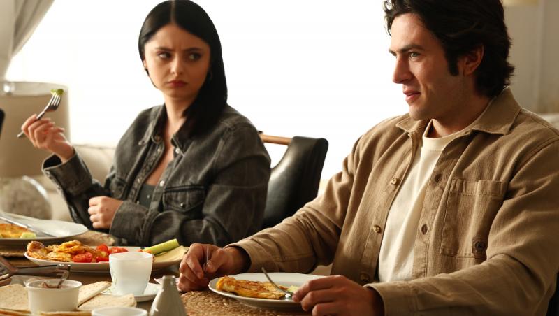 Iubire cu parfum de lavandă, rezumat episoade 43, 44 și 45 din 19 decembrie 2025. Albert o amenință iar pe Anda. Ce decide Filip