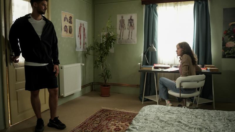 Iubire cu parfum de lavandă, rezumat episoade 43, 44 și 45 din 19 decembrie 2025. Albert o amenință iar pe Anda. Ce decide Filip