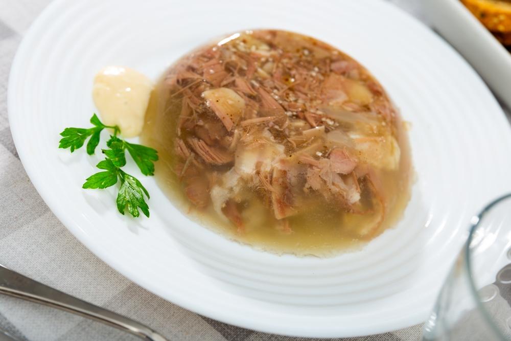 Rețeta simplă și delicioasă de piftie. Care e secretul unui piftii perfecte pentru sărbători