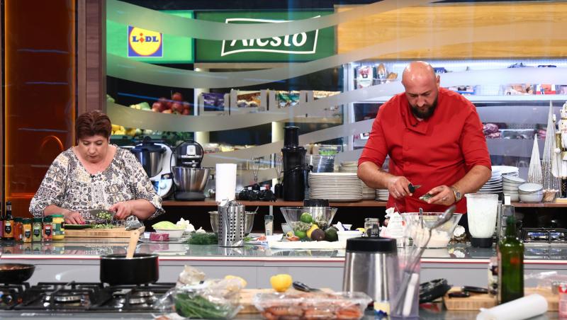 Semifinala Chefi la cuțite, 23 decembrie 2025. Ce probe i-au pus pe jar pe concurenți. Ultima jurizare s-a lăsat cu scântei