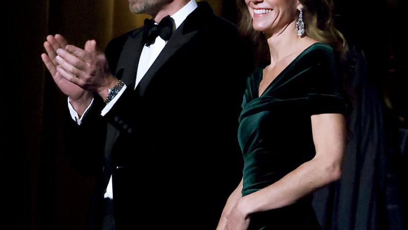 Prințul William și Kate Middleton au postat felicitarea anuală de Crăciun. Ce ținute au ales și ce detaliu iese în evidență