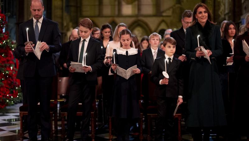 prințul william, prințul george, prințesa charlotte, prințul louis și kate middleton &icirc;n biserică