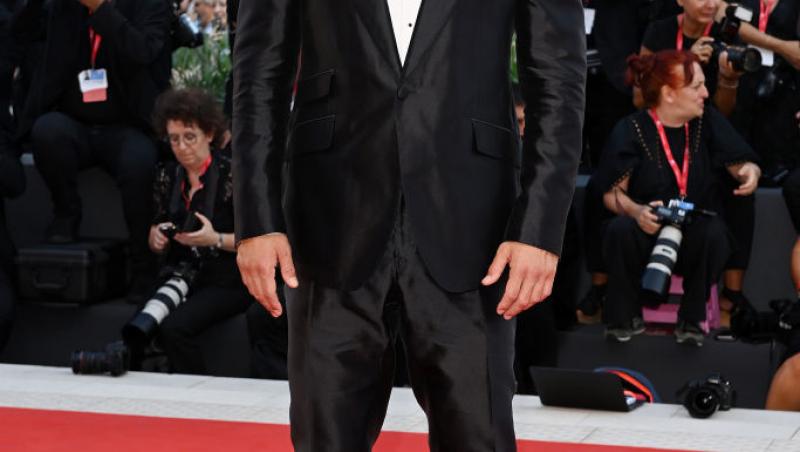 Îndrăgitul actor turc Can Yaman este din nou burlac. Primele declarații după despărțirea de iubita sa: „Dragostea adevărată”