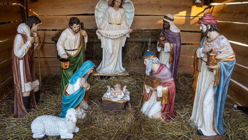 scena nașterii domnului cu cei trei crai de la răsărit