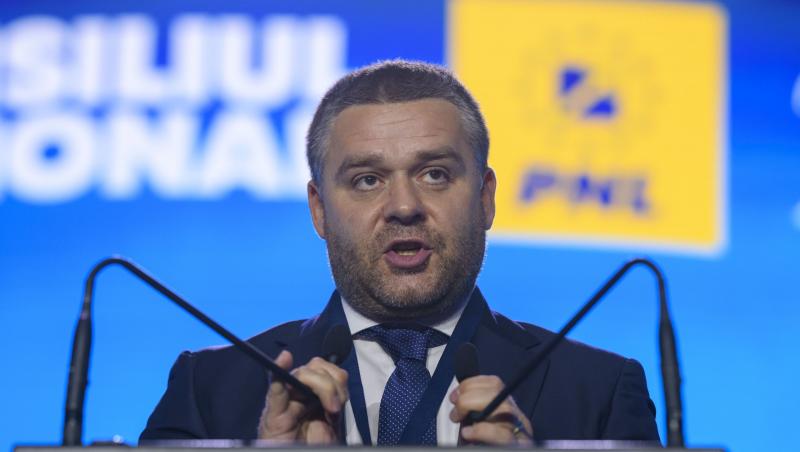 Un candidat la alegerile pentru Primăria Capitalei s-a retras din cursă pentru Ciprian Ciucu. Ce se întâmplă cu buletinele de vot