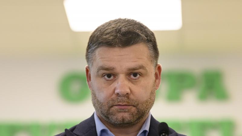 Un candidat la alegerile pentru Primăria Capitalei s-a retras din cursă pentru Ciprian Ciucu. Ce se întâmplă cu buletinele de vot