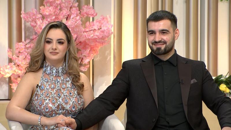 Mireasa, sezon 9. Cum arată Delia cu burtica de gravidă. Ea și Liviu, imagini superbe din vacanță