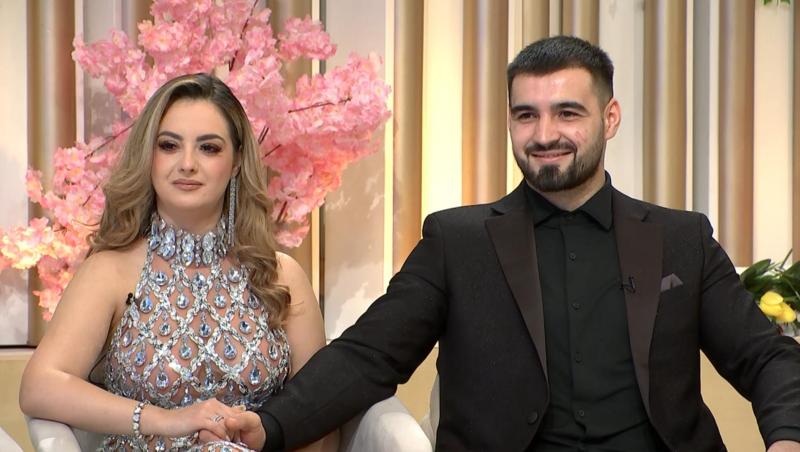 Mireasa, sezon 9. Cum arată Delia cu burtica de gravidă. Ea și Liviu, imagini superbe din vacanță