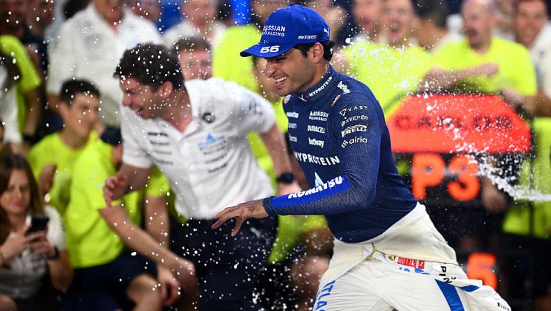 Scandal în Formula 1™. Ce s-a întâmplat în ultimul tur al Marelui Premiu din Qatar și i-a înfuriat pe fani