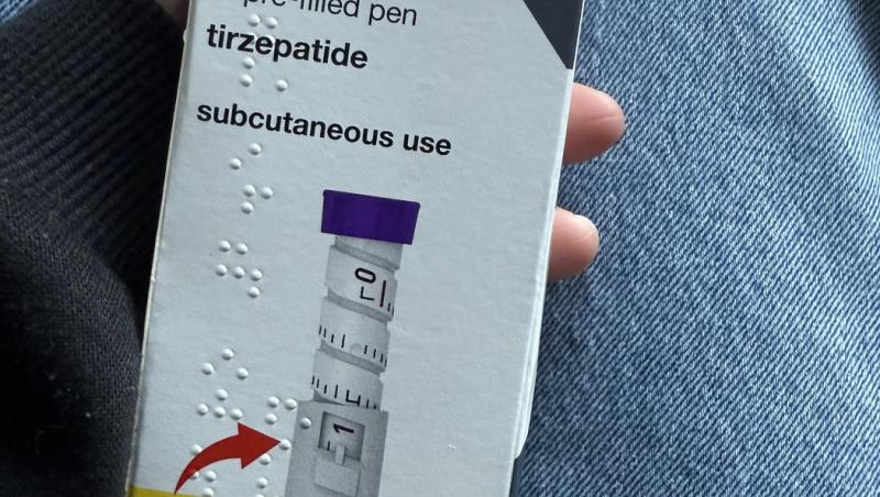 Medicii trag semnale de alarmă de sărbători pentru cei care folosesc injecții de slăbit. Ce avertizează în privința alcoolului