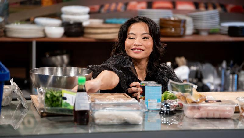 Chefi la cuțite, 2 decembrie 2025. Toți au încremenit când au văzut-o pe Kanya Sesser. În ce serial celebru a jucat atleta