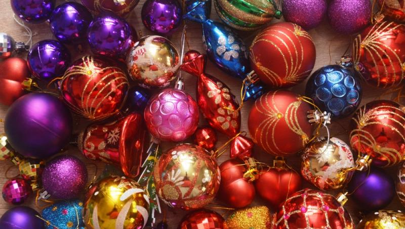 imagine cu globuri de craciun