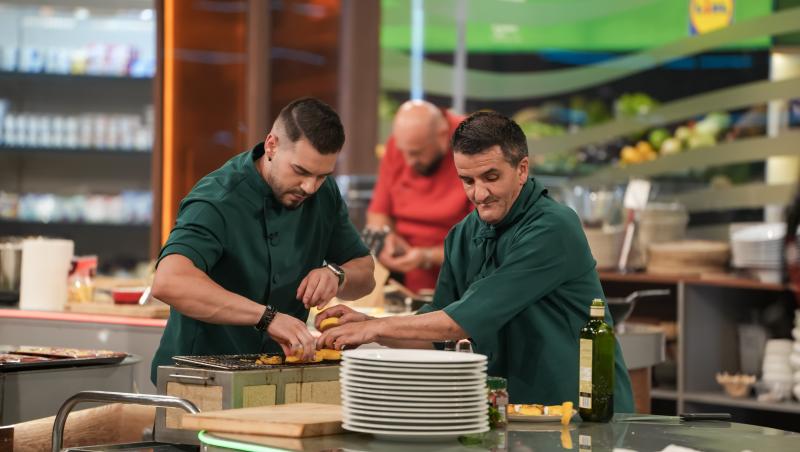 Chefi la cuțite, 22 decembrie 2025. Ce echipă a câștigat ultimul battle și cine este primul semifinalist al sezonului 16