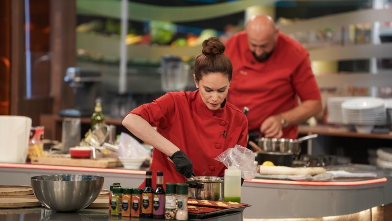 Chefi la cuțite, 22 decembrie 2025. Ce echipă a câștigat ultimul battle și cine este primul semifinalist al sezonului 16