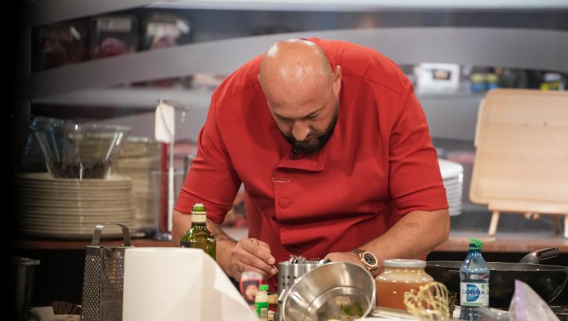 Chefi la cuțite, 22 decembrie 2025. Ce echipă a câștigat ultimul battle și cine este primul semifinalist al sezonului 16