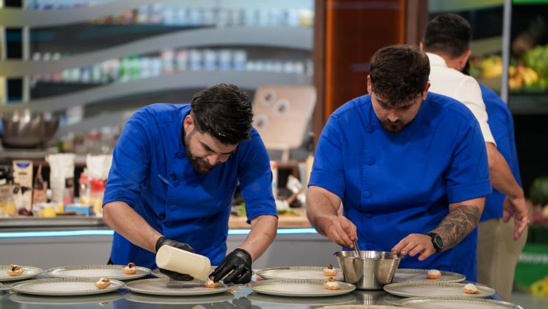 Chefi la cuțite, 22 decembrie 2025. Ce echipă a câștigat ultimul battle și cine este primul semifinalist al sezonului 16