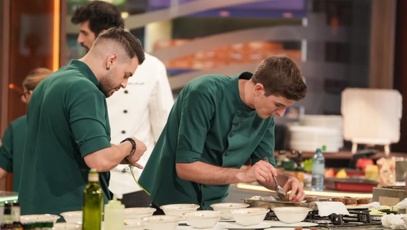 Chefi la cuțite, 22 decembrie 2025. Ce echipă a câștigat ultimul battle și cine este primul semifinalist al sezonului 16