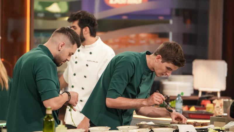 Chefi la cuțite, 22 decembrie 2025. Ce echipă a câștigat ultimul battle și cine este primul semifinalist al sezonului 16
